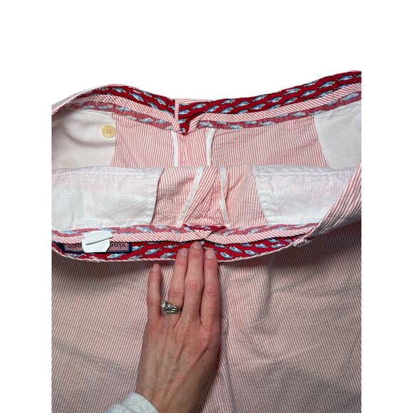 Vineyard Vines Men 38 Club Shorts Red & White Seersucker Stripe Preppy Nautical - Picture 12 of 14